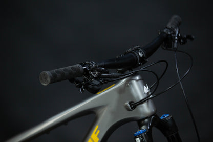 Bicicleta De Montaña Doble Suspension Nukeproof Mega 297 29/27.5" Talla Large (2022) Seminueva