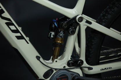 Bicicleta de Montaña Asistida Doble Suspensión Pivot Cycles Shuttle AM 29" Talla Medium (2024) Seminueva