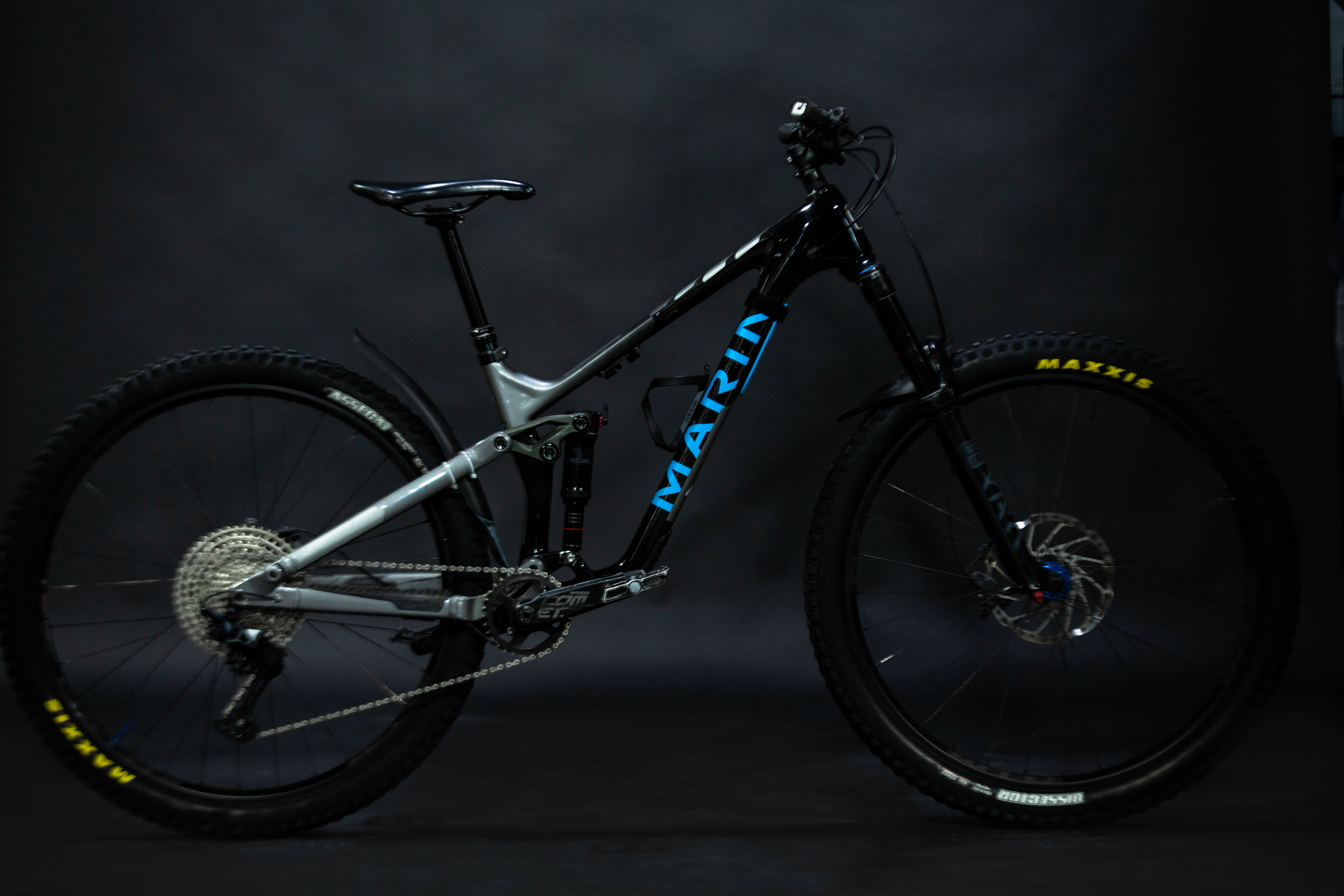 Bicicleta de Montaña Doble Suspensión Marin Bikes Alpine Trail Carbon 29" Talla Medium (2022) Seminueva