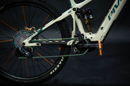 Bicicleta de Montaña Asistida Doble Suspensión Pivot Cycles Shuttle AM 29" Talla Medium (2024) Seminueva