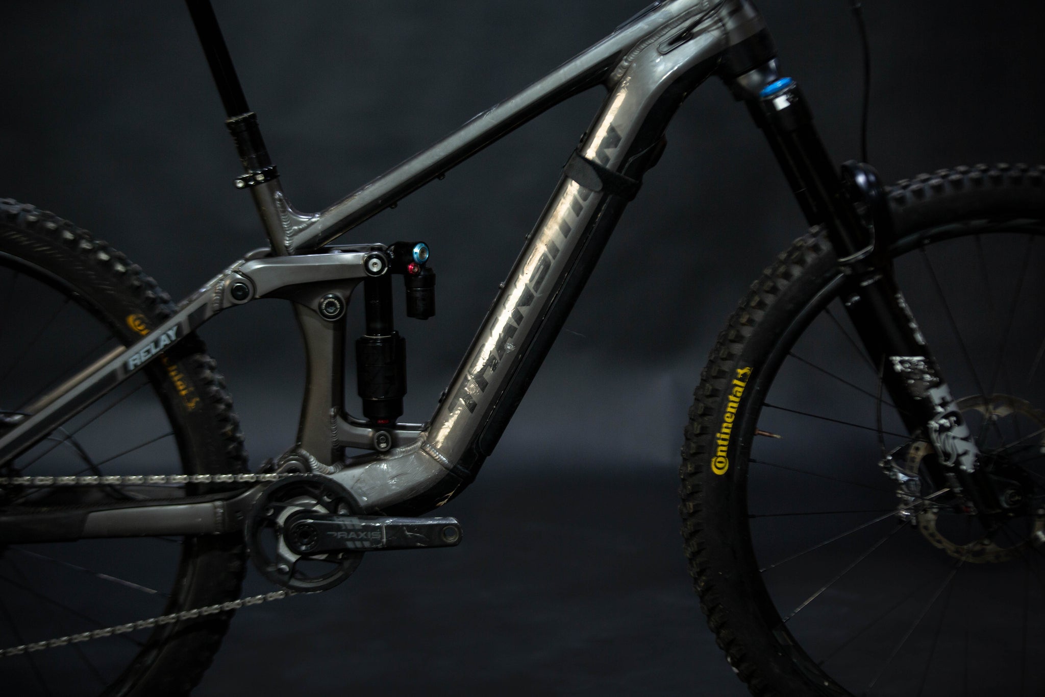 Bicicleta De Montaña Asistida Doble Suspension Transition Relay 29" Talla Medium (2023) Seminueva