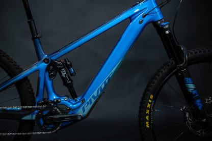 Bicicleta de Montaña Asistida Doble Suspensión Pivot Cycles Shuttle LT 29" Talla Large (2022) Seminueva