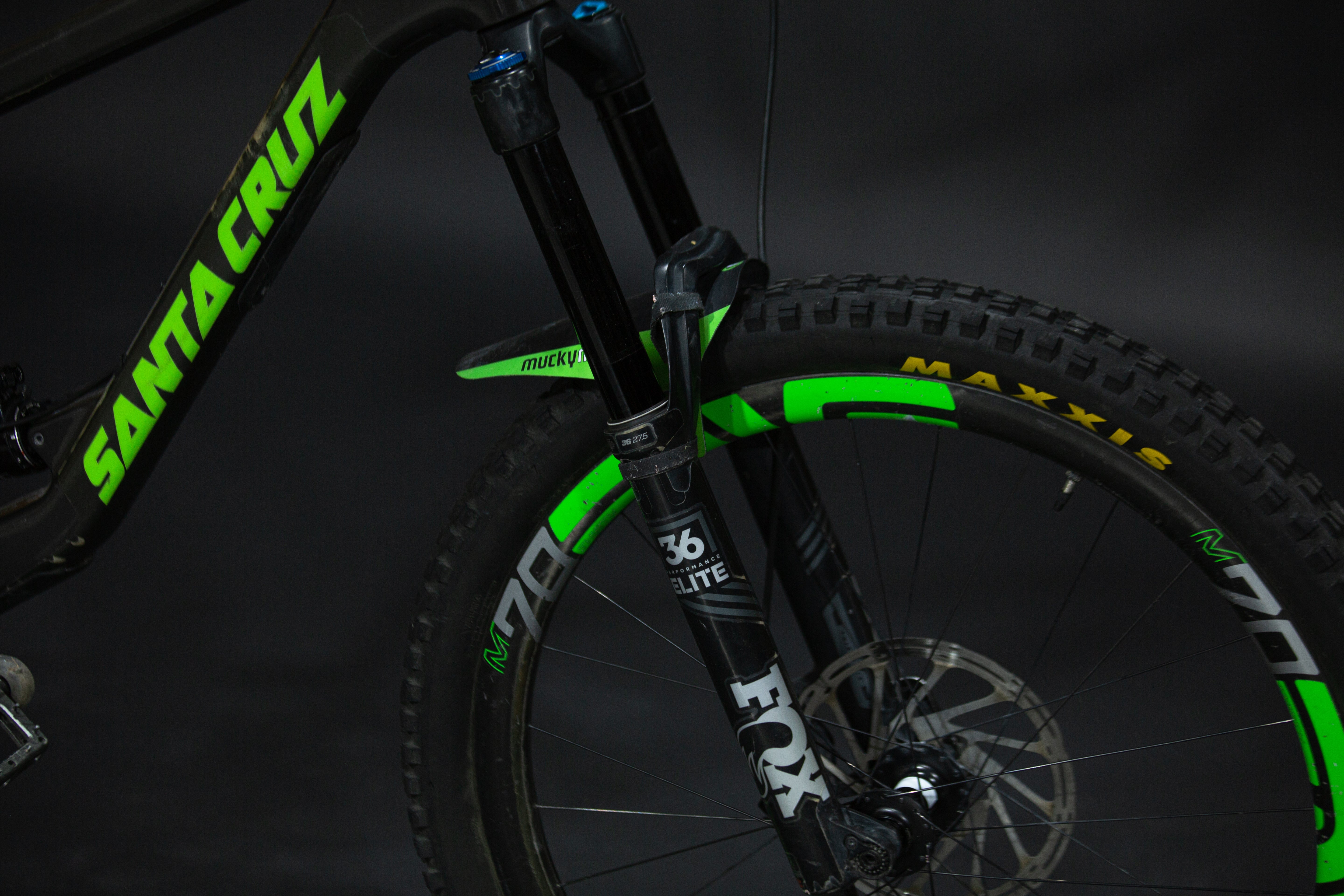 Bicicleta de Montaña Doble Supensión Santa Cruz Nomad CC 27.5" Talla Large (2021) Seminueva
