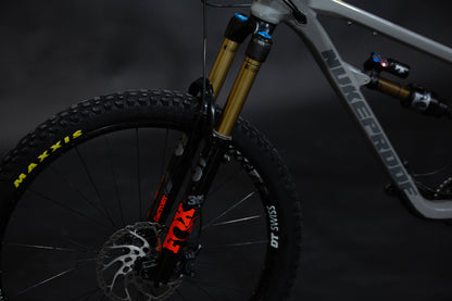 Bicicleta De Montaña Doble Suspension Nukeproof Mega 29/27.5" Talla Small (2020) Seminueva