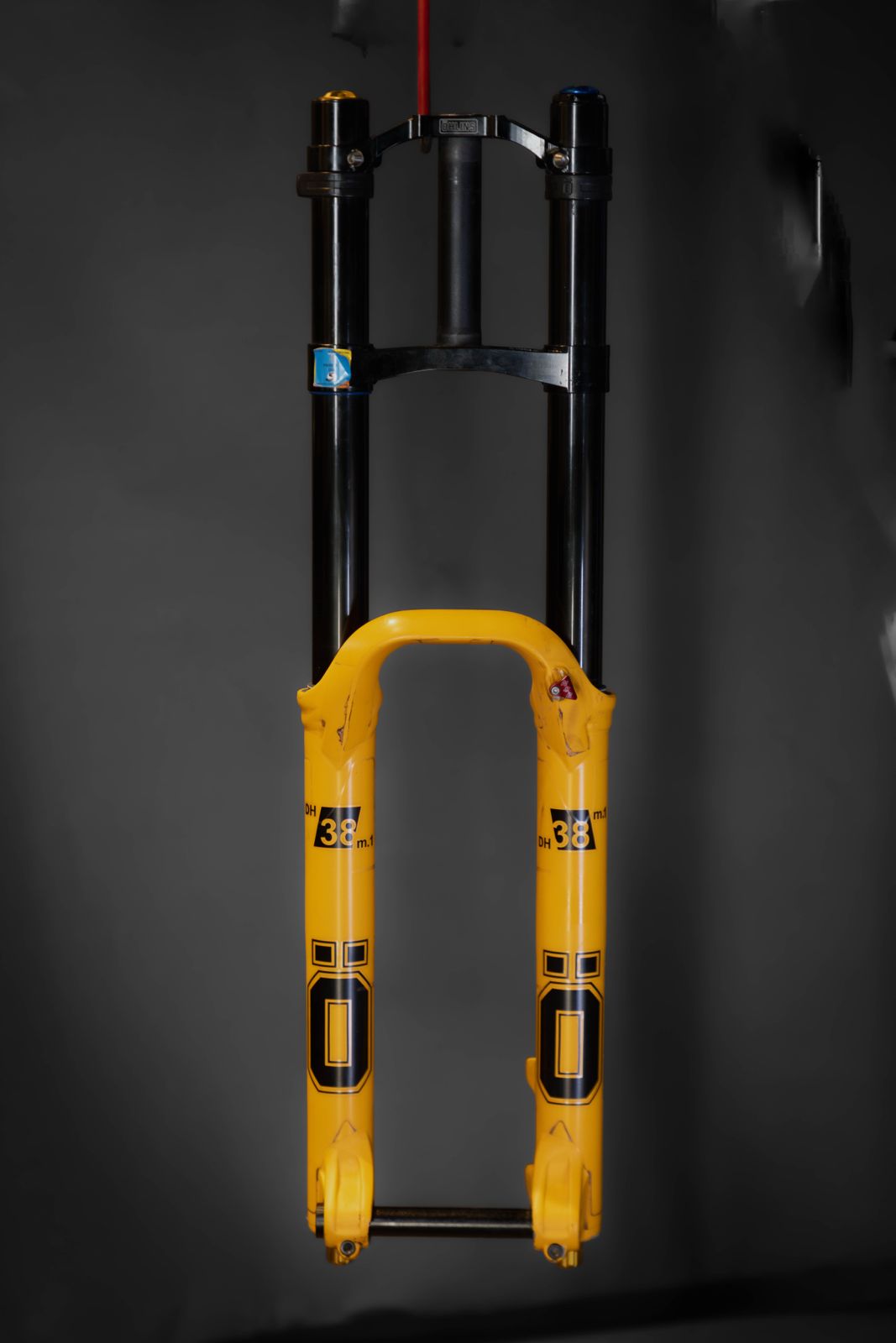 Horquilla Öhlins DH38 m.1 Rodado 29/200 mm TRH23